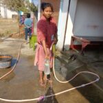 घर-घर जाकर पानी के सैम्पल लेकर की जा रही गुणवत्ता जांच